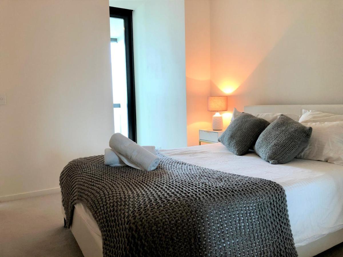 Readyset Apartments On Southbank Boulevard ملبورن المظهر الخارجي الصورة