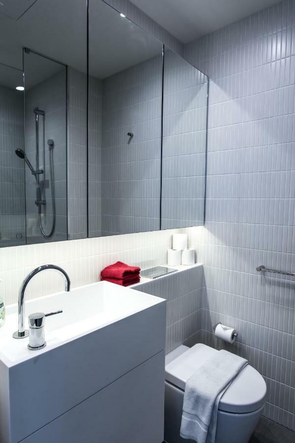 Readyset Apartments On Southbank Boulevard ملبورن المظهر الخارجي الصورة